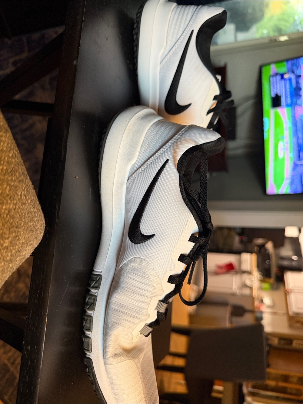 Nike White and Black Men's Athletic Trainers